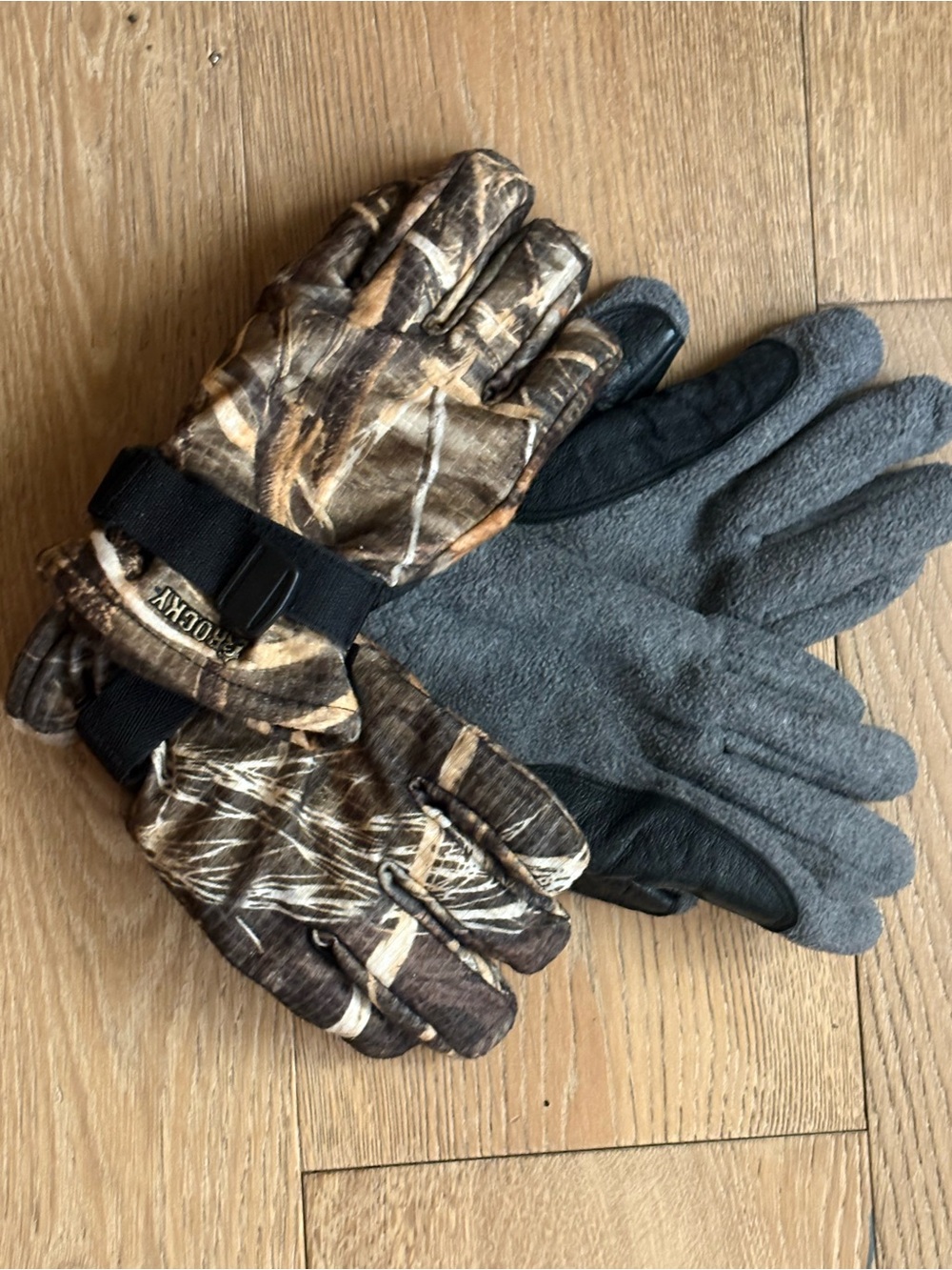 Camouflage Insulated Men's Gloves - Gray Palm